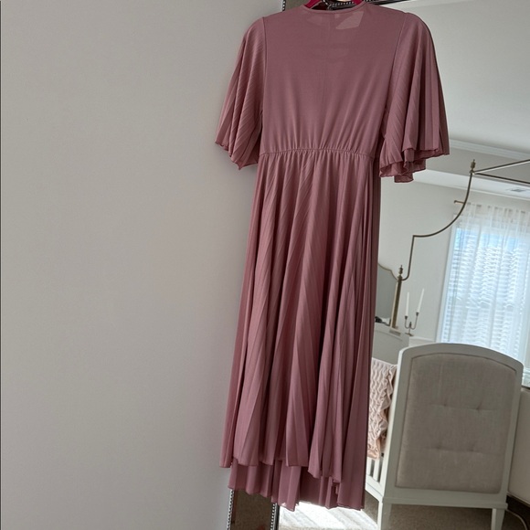 ASOS rose pink chiffon pleated dress 4 - Picture 3 of 3